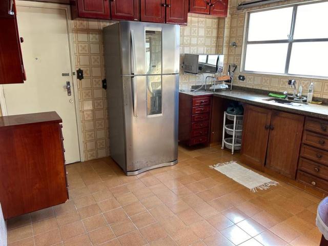 Apartamento para Venda em Santos - 4