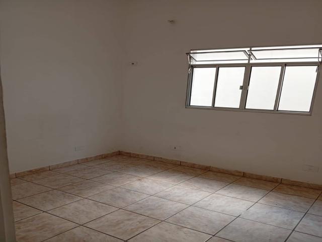 Casa para Venda em São Vicente - 5